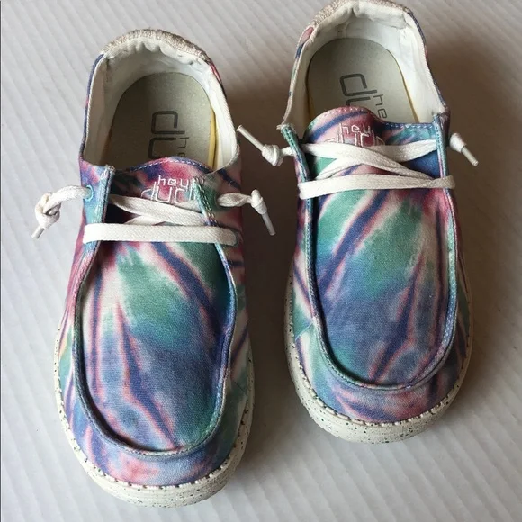 Hey Dude Women’s Wendy Shoes size 8 Rose Tie Dye - Picture 2 of 9